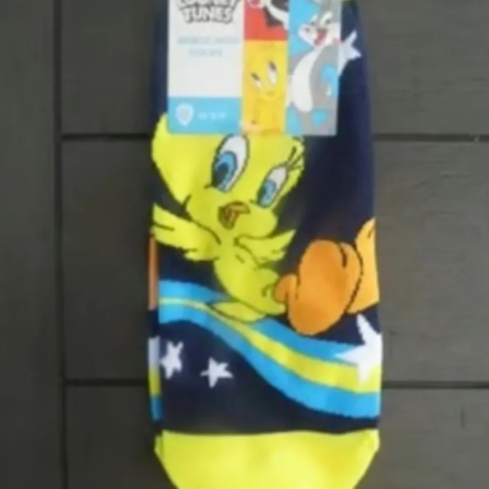Looney Tunes Ankle High Socks, 3 Pairs Size 9-11